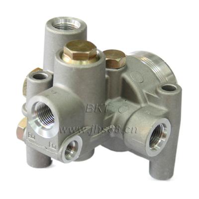 China Excavator BKT Made In China High Quality Excavator Parts Oil Filter Head for sale