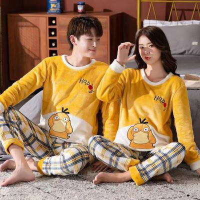 China Women 2021 Thermal Winter Cute Animal Print Home Clothes Men's Print Cartoon Flannel Couples Casual Sleepwear Set for sale