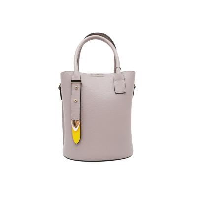 China Fashion New Design Solid Color Luxury Gray Women Leather Handbags With Detachable Strap for sale