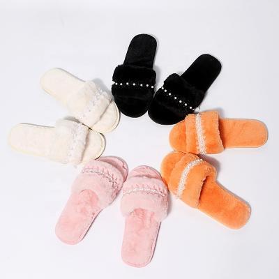 China Fashion Trend Causal Plush Slippers Women Warm Furry Slipper for Women's Blurred Moq Slippers Women Low for sale