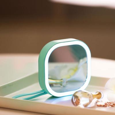 China Travel Convenient Mini Portable Smart Square Hand Make Up Mirror With Power Bank for sale