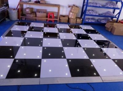 Cina Lampeggiamento nero/bianco LED Dance Floor stellato 2ft x 2ft/2 x 4ft in vendita