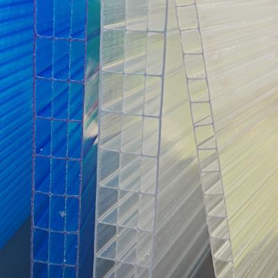 China High-Performance 16mm Four-Layer Polycarbonate Sheet with Multi-Wall Design for Thermal Insulation and Impact Resistance à venda