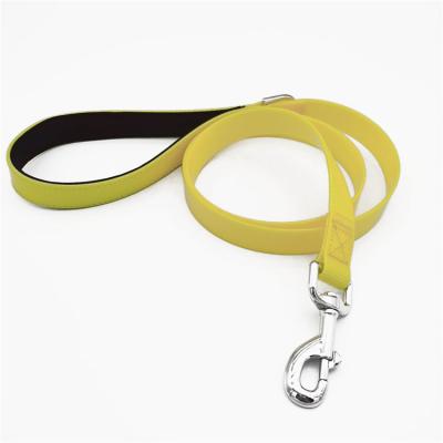 China Padded Double Clip Nylon Coated TPU Heavy Duty Dog Leash For Training Walking for sale