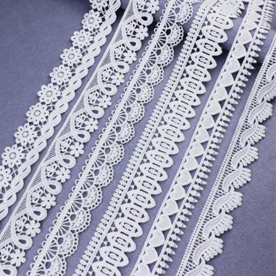 China Viable Factory Wholesale 3 To 4cm White Embroidered Lace Trim For Dresses Textiles Curtains Home Decorations for sale