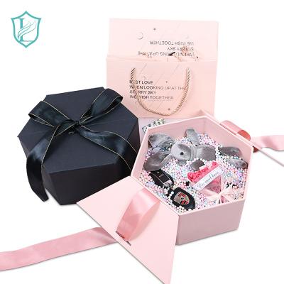 China Handmade Stain Gift Candy Box In Stock Make Up Lip Gloss Cosmetic Gift Box Creative Lipstick Packaging Paper Wholesale for sale