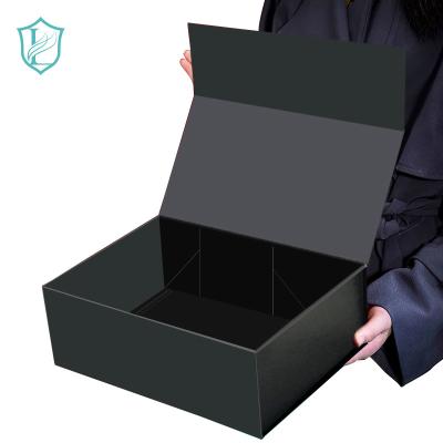 China High Grade Biodegradable Stain Gift Box Shoe Boxes In General Box Clamshell Packaging Space Saving Folding Running Paper Shoe Packing Custom Logo for sale