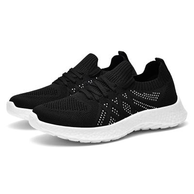 China 2021 Fashion Trend YJ-1203 Summer Season Women's Knitted Upper Casual Running Shoes Breathable Men's Casual Shoes for sale