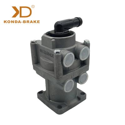 China Foot Brake Valve OEM 4613150420 0592987 1506783 980896 6779938 1589620 1613328 for DAF IVEC VL Truck for sale