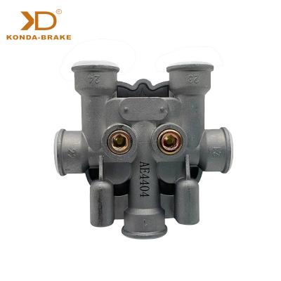 China AE4404 Truck Four Circuit Protection Valve Voor Mercedes Te koop