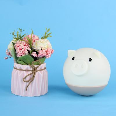 China Eco-friendly Animal Shape Eye-Caring Dim Pig Silicone Portable Led Night Light For Kids for sale