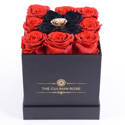 China 100% Real Natural Rose High Quality Low MOQ Culinan Logo Favor Box Custom Flower With Flower for sale