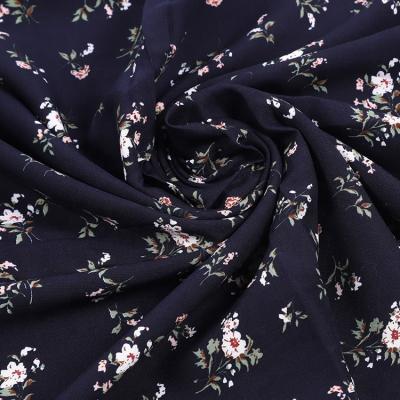 China Customized Simple Pattern Black White Flower Rayon Print Ground Challie Woven Fabric for sale