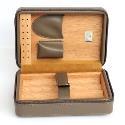 China Handmade Cigar Set Custom Leather Portable Gifts Cigar Accessories Travel Humidor Cigar Case Box for sale