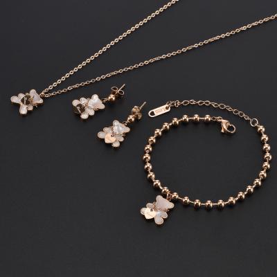 China Latest Design Cute Accessories Fashion Bracelet Bear Necklace Women Jewelry Set for sale