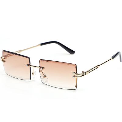 China Sunlight 2021 New Fashion Vintage Small Square Rimless Frames UV400 Sunglasses For Men for sale