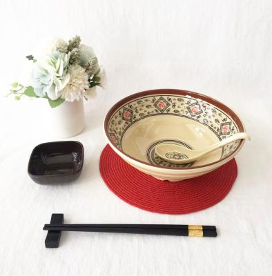 China Various Types of Popular Rustic Style Viable 7/9 Inch Round Bowl Set with Japanese Spoon and Chopstick Ramen Noggin Bowl for sale