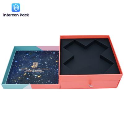 China TUV Magnetic Closure Gift Box , Environmental Friendly Cardboard Drawer Box for sale