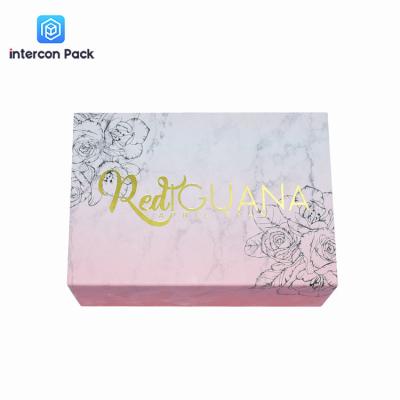 China Gouden de Gift Verpakkende Dozen die van de Folieluxe Roze Magnetische Giftdoos vouwen Te koop