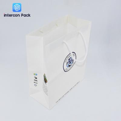 Κίνα ODM Matt Varnish Kraft Paper Shopping Bags Reusable For Garments προς πώληση