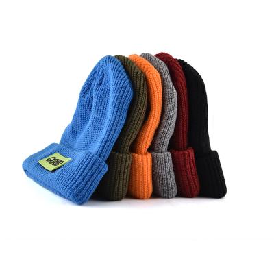 China COMMON High Quality Plain Dyed Winter Unisex Designed Knitted Beanie Hat With Custom Logo for sale