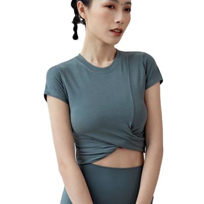 China Breathable Women Exercise Short Sleeve Fitness Suit Yoga Suit for sale