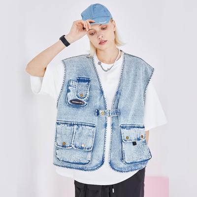 China QUICK DRY Light Blue Washed Mens Denim Vest Cargo Jacket With Pockets for sale