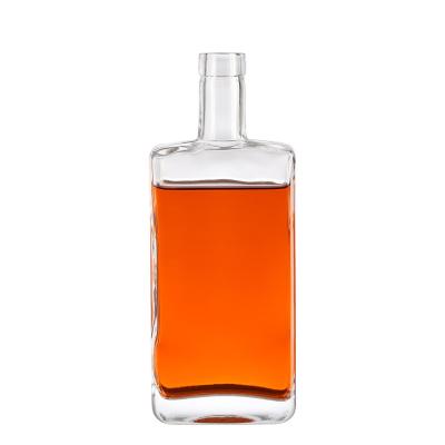 China Beverage Shandong Yuncheng Glass Bottle Factory Supplier Direct Supply 500ml Square Whiskey Bottle for sale