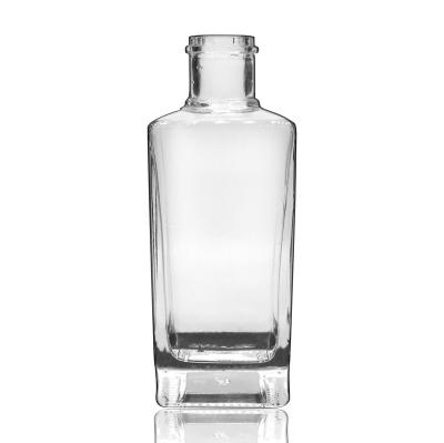 China Empty Beverage Glass Bottles Wholesale 500ml Glass Bottles For Liquor for sale