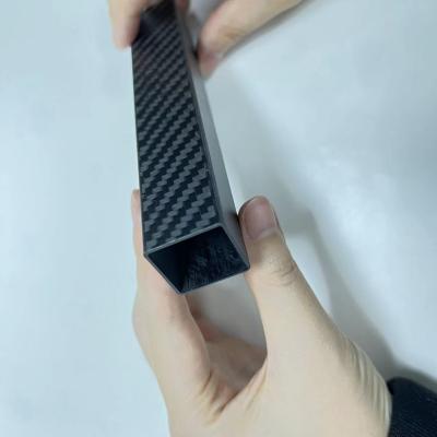 China High Modulus Carbon Fiber Tube High Strength 3k Square 30*30*28*28 for sale