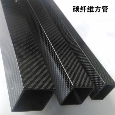 China 10 mm Quadratrohr aus Kohlenstofffaser 20 mm Warmdruckguss zu verkaufen