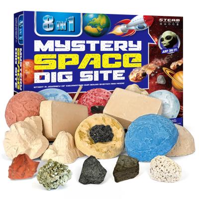 China Young (7-14 years old) creative archaeological stone Gem Toy Set of 2021 new border blind box excavation new strange children's toys for sale