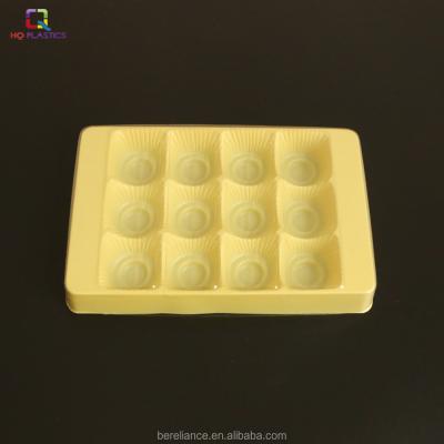 China 100% food grade materials yellow color plastic packaging trays with lid for pastry and chocolate for sale