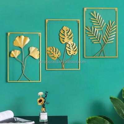 China Modern Hot selling Metal Leaf Wall Decoration Gold Hanging Arts Crafts Home Wall Decor Flower Metal Frame Hanging Art for sale