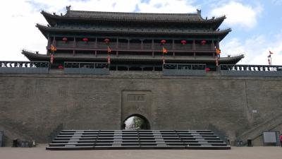 China Sistemas telescópicos do assento para estádios, plástico/assento retrátil de aço do Bleacher à venda