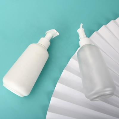 China Luxury hot sale matte bottle PET 150ml 250ml shower gel bottle household products plastic shampoo bottles wholesale for sale