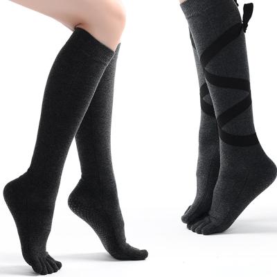 China Wholesale five toe supplier antibacterial socks profession pilates yoga socks anti slip with bandage for sale