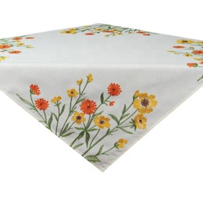 China Embroidery Home Decoration Wedding Party Vintage Tablecloth Embroidered Square Floral Table Cloth for sale