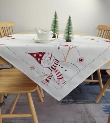 China Wholesale Custom Embroidery Home Decoration Wedding Party Christmas Snowman Embroidered Dining Tablecloth for sale