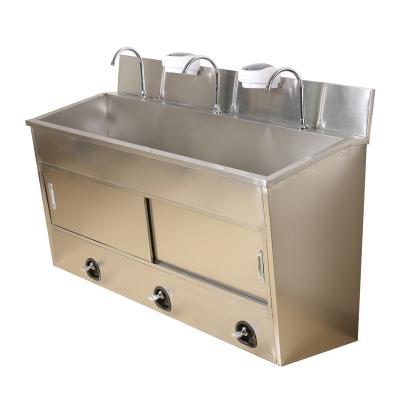 Китай Convenient High Quality Medical Foot Operated Inductive Hand Washing Sink Stainless Steel Hand Wash Sink продается