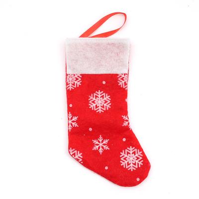 China Custom Christmas Felt Decoration Hanging Felt Christmas Socks Kids Christmas Stockings for sale