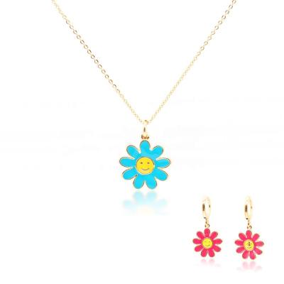 China FASHIONABLE Smile Face Flower Smile Style New Mexico Newcomer Pendant Necklace and Earrings Jewelry Set for sale