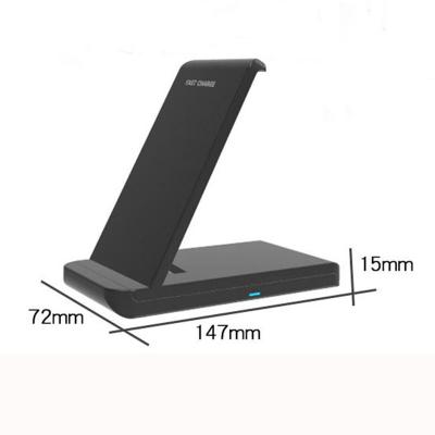 China Folding Radio Charger 2 IN 1 Fast Charging Factory Directly Qi 2 in 1 Wireless Phone Charger Folding Charging Station PD20w with Smart Phone Wholesale Price for sale