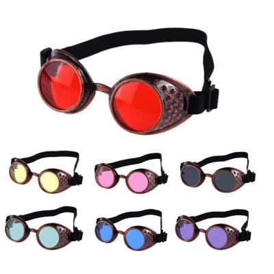 China Fashion sunglasses wholesale party glasses with 15*6cm product size, china bronze frame designer glasses for sale