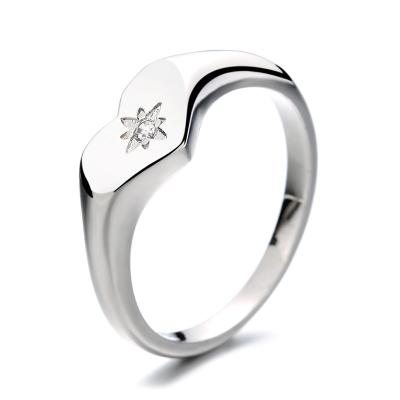 China Simple Fashion Shiny Cold High-end Heart-shaped Ring Female Simple Statistical Ins Ring Female Female Index Cubic Zirconia Ring for sale