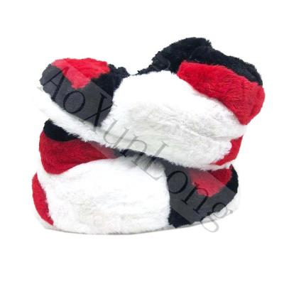 China Home warm Custom production trademark unisex one size winter slippers women sneakers slippers price negotiable wholesale for sale