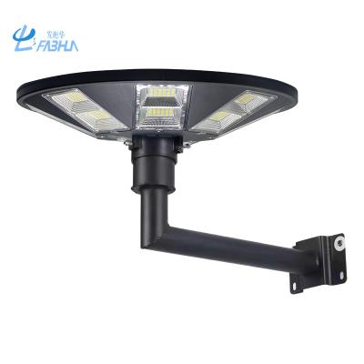 China Garden Sale 1 Year Solar Garden Lights Outdoor Pillar Light 550 100mm 5000k Daylight for sale