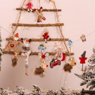 China 2021 new Christmas cartoon clip Christmas decorations props wooden creative wooden Christmas items for sale