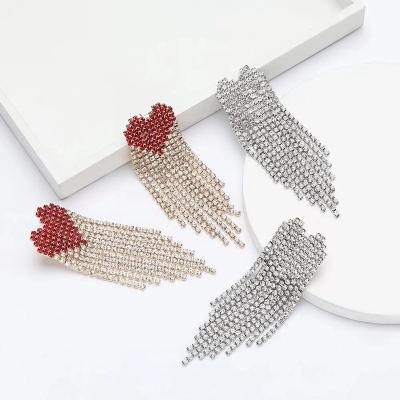 China FASHIONABLE Latest Ear Accessories Fashion Red Rhinestone Heart Shaped Long Fringe Shiny Women Jewelry Earrings for sale