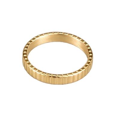 China Irregular Overflowing Fine Titanium Steel Female Cocktail Ring Jewelry Ring For Men 18K Gold Plating Circular Minimalist Ins Wave And Woman for sale